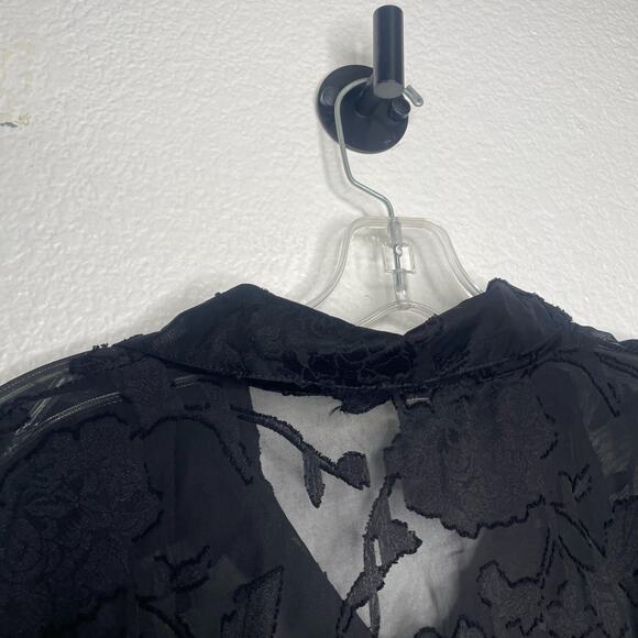 Jon & Anna Contemporary Womens Top Size M Black Floral Semi Sheer Button Up - Picture 11 of 11